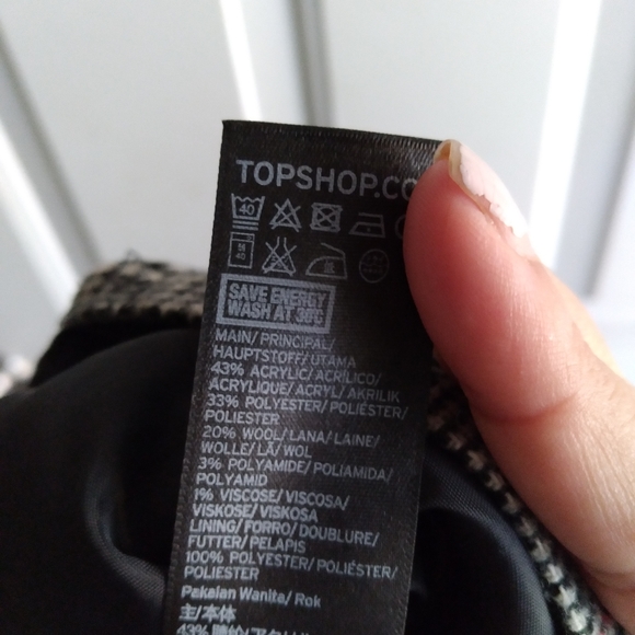 Topshop Wool blend plaid mini skirt, size 6 - Picture 8 of 8